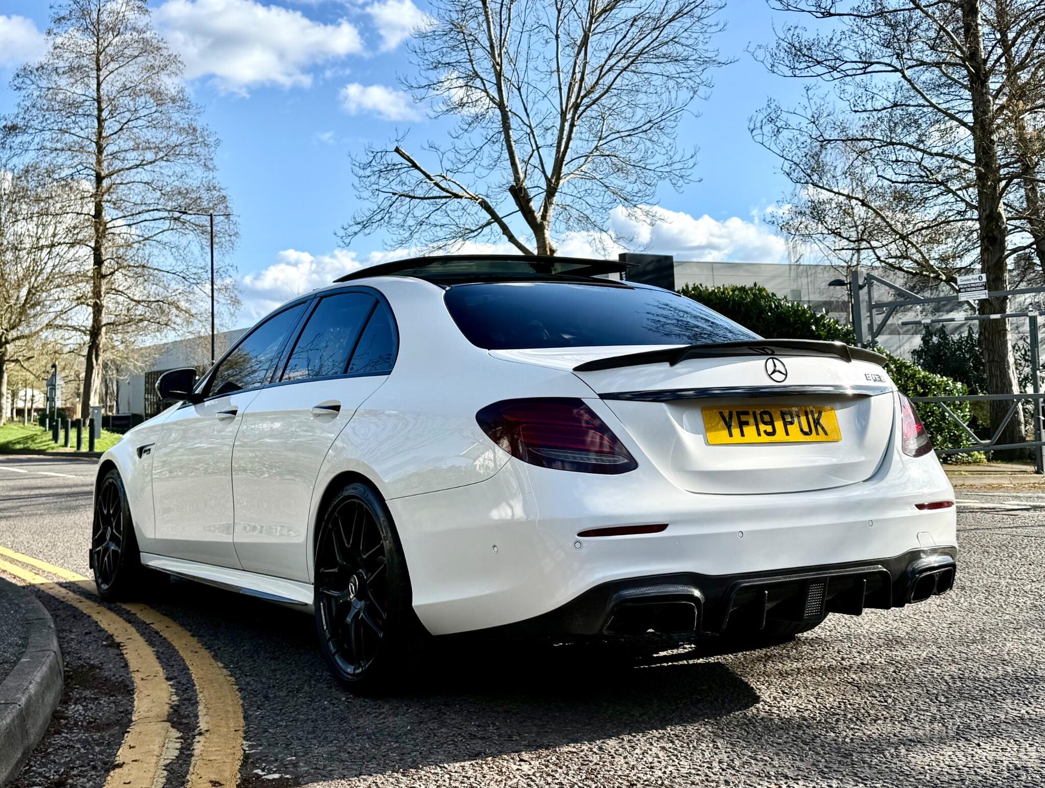 Mercedes-Benz E-Class view 19
