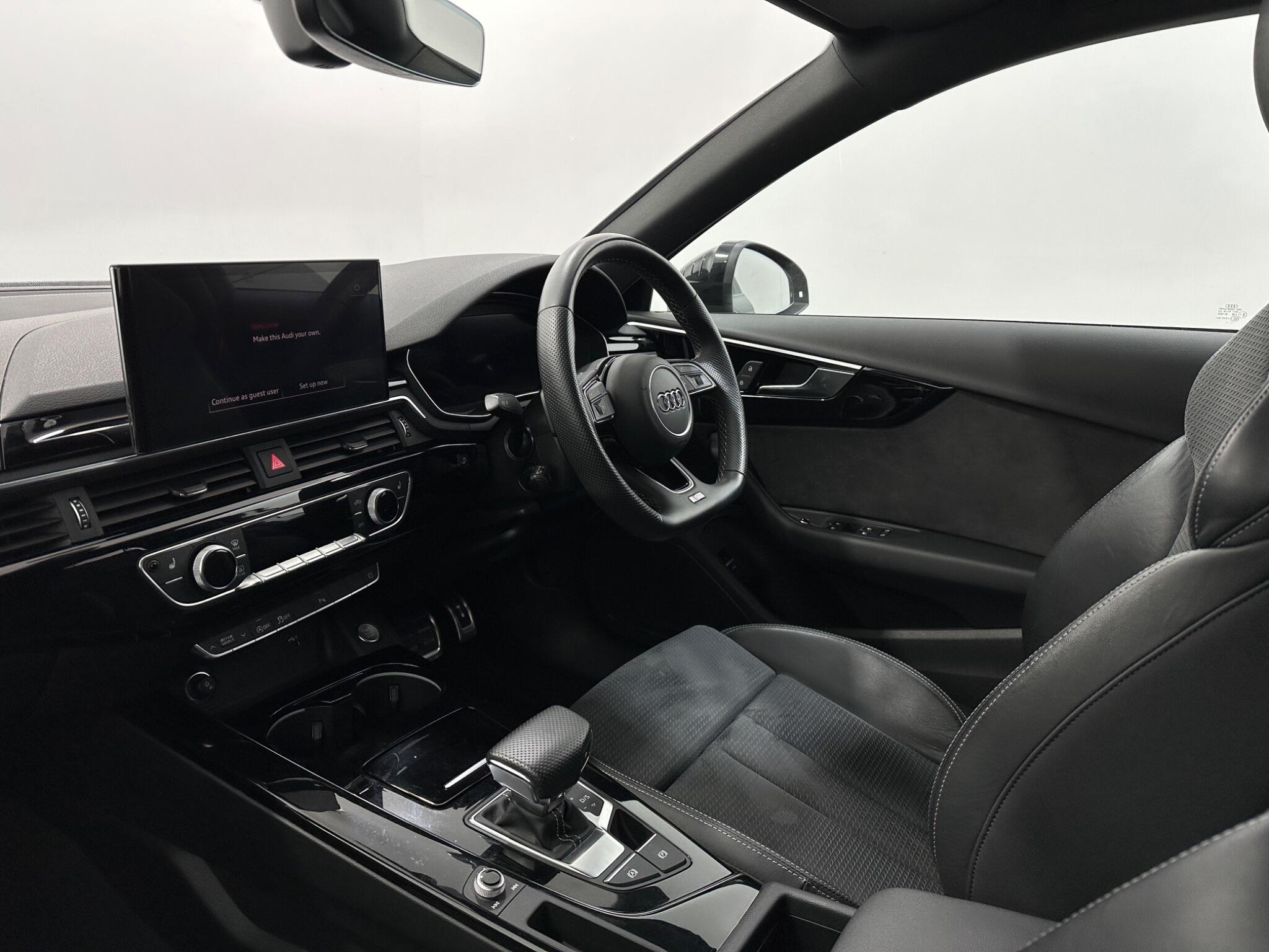 Audi A4 view 31