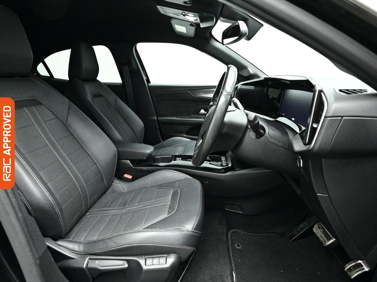 Vauxhall Mokka Electric view 13