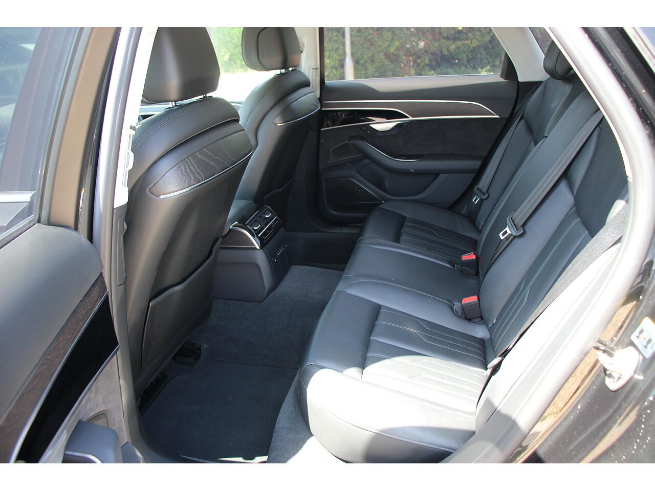 Audi A8 view 17