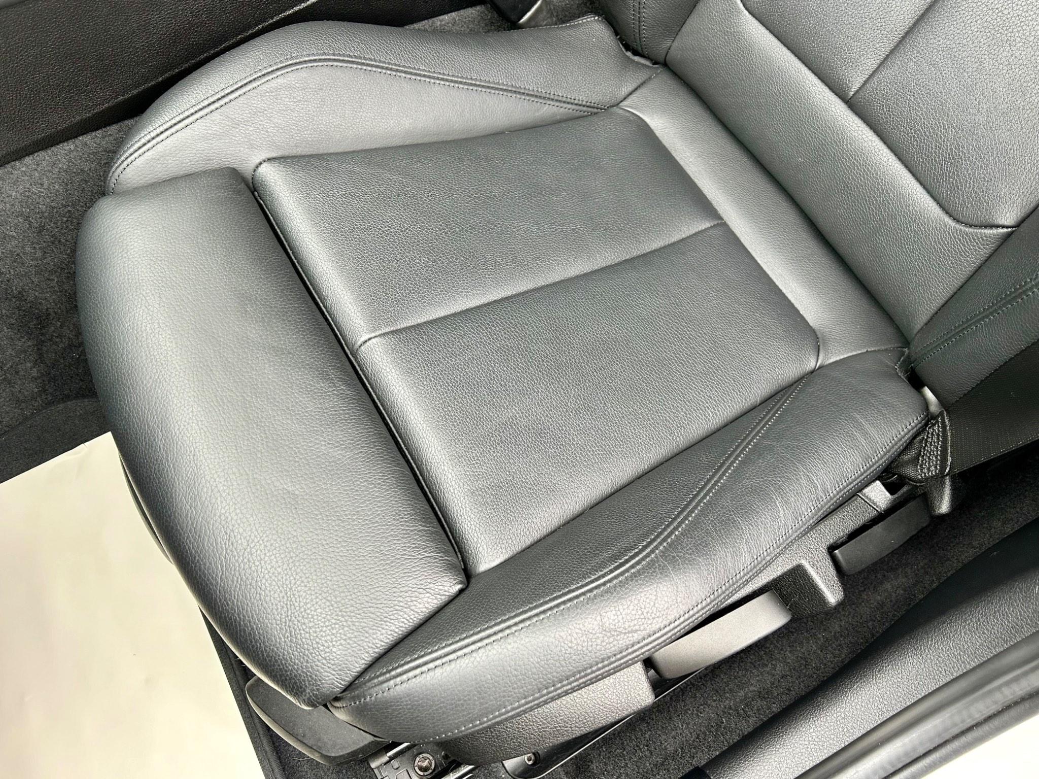 BMW 1 Series view 32