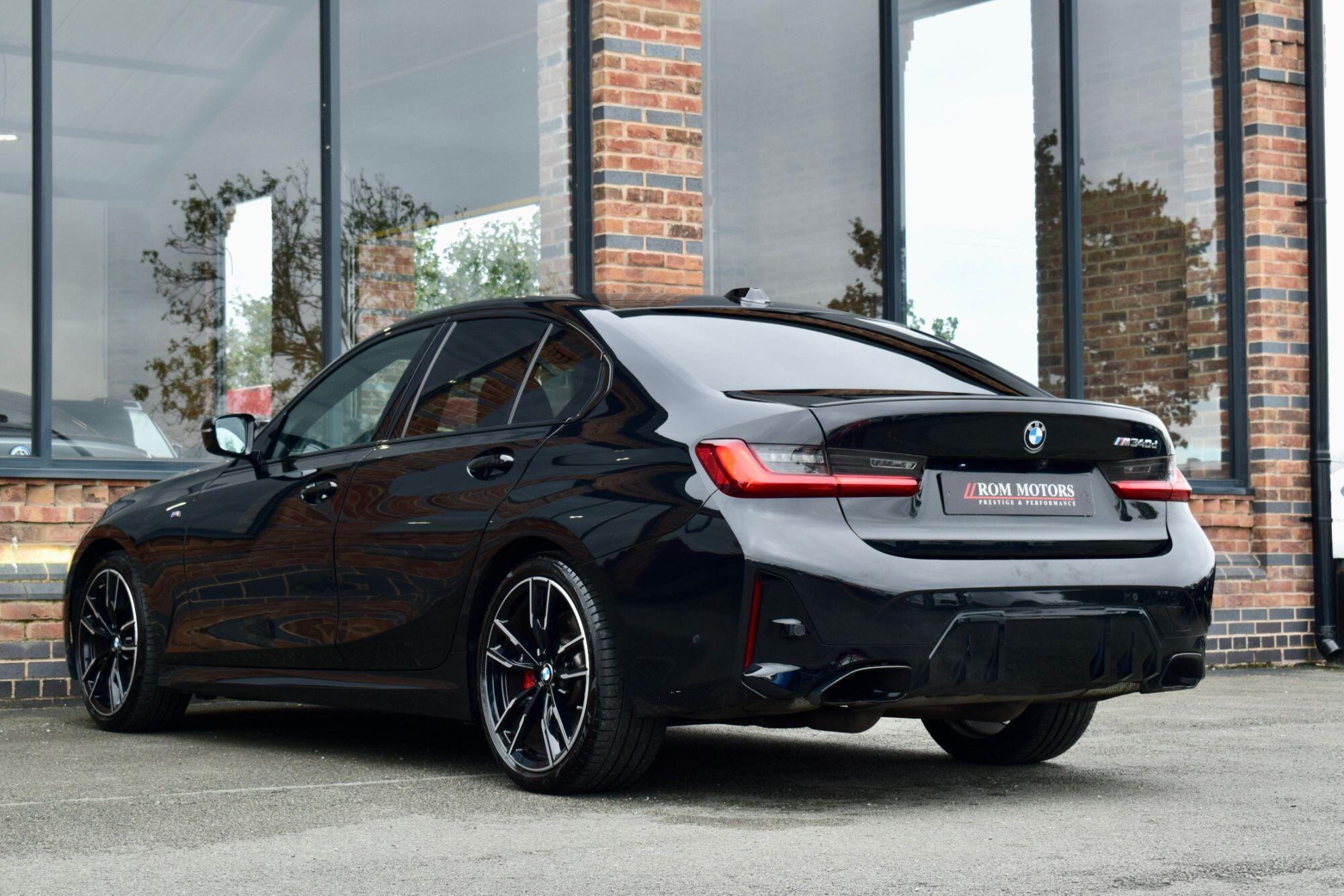 BMW 3 Series view 44
