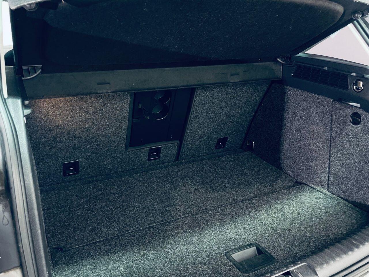 Volkswagen Tiguan view 22