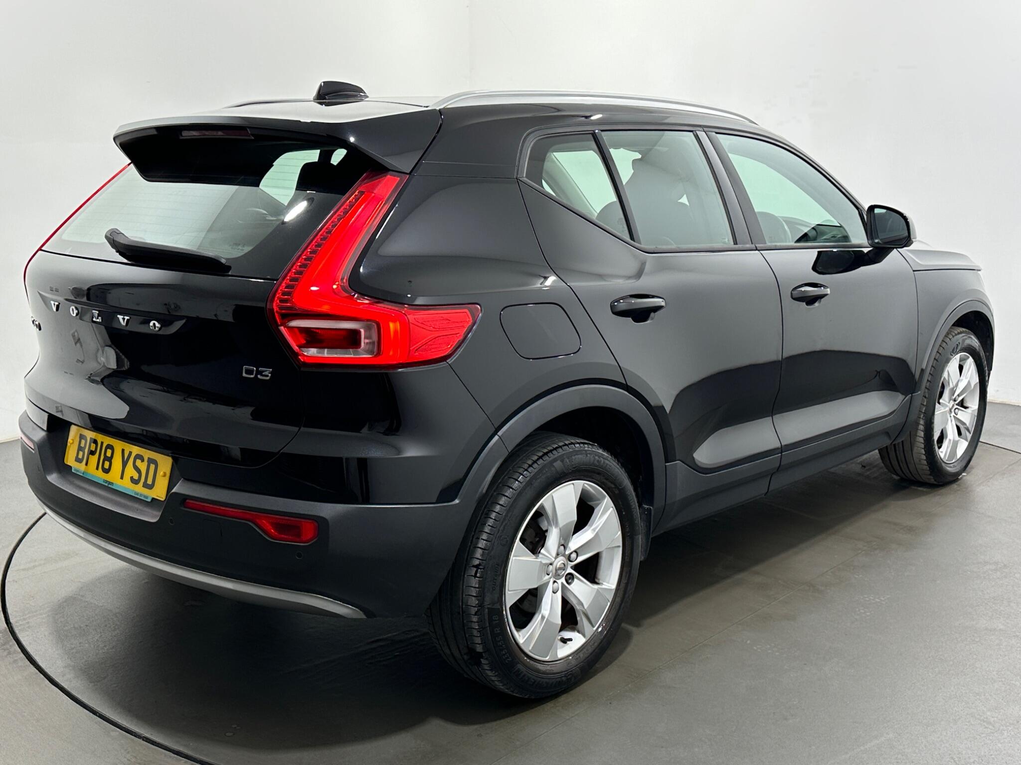 Volvo XC40 view 48