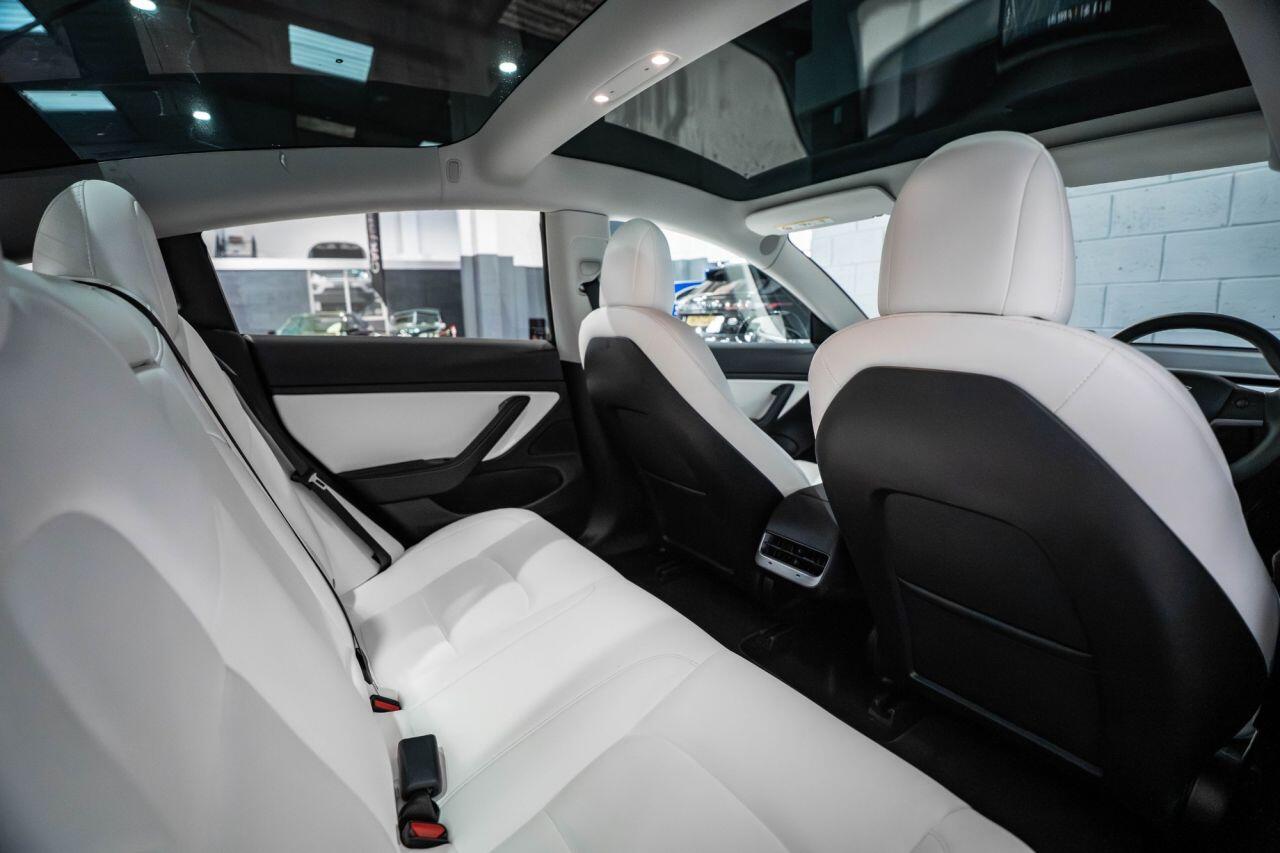 Tesla Model 3 view 23