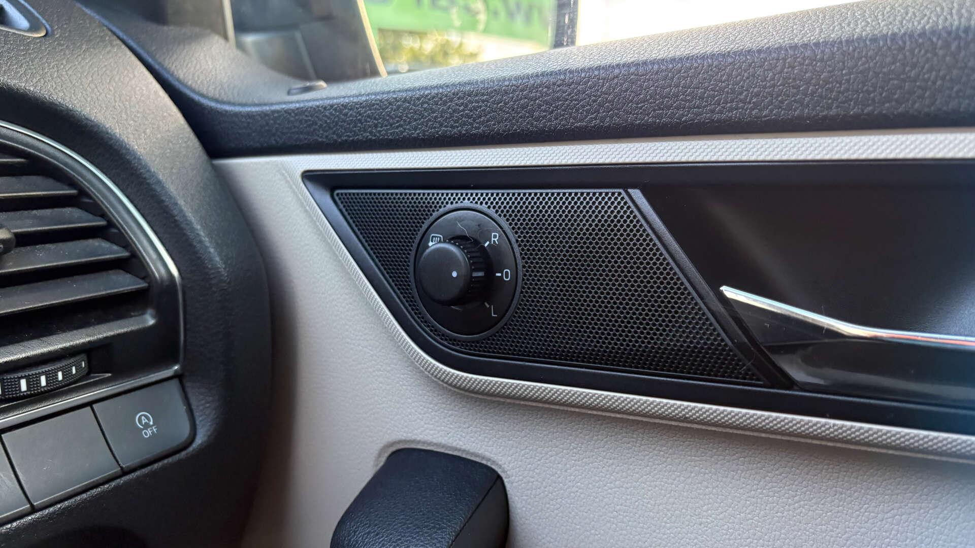 Skoda Fabia view 25