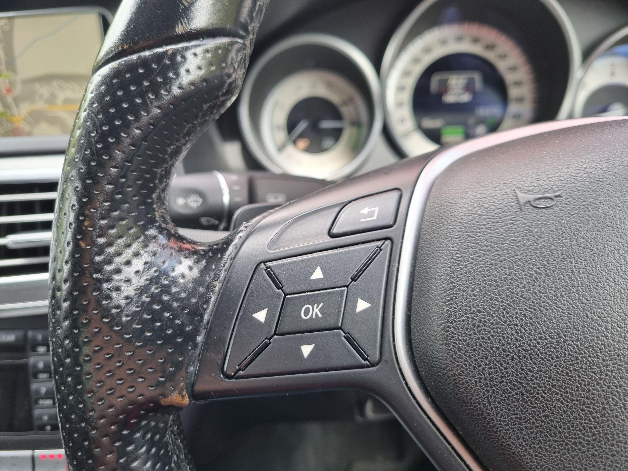 Mercedes-Benz E Class view 56