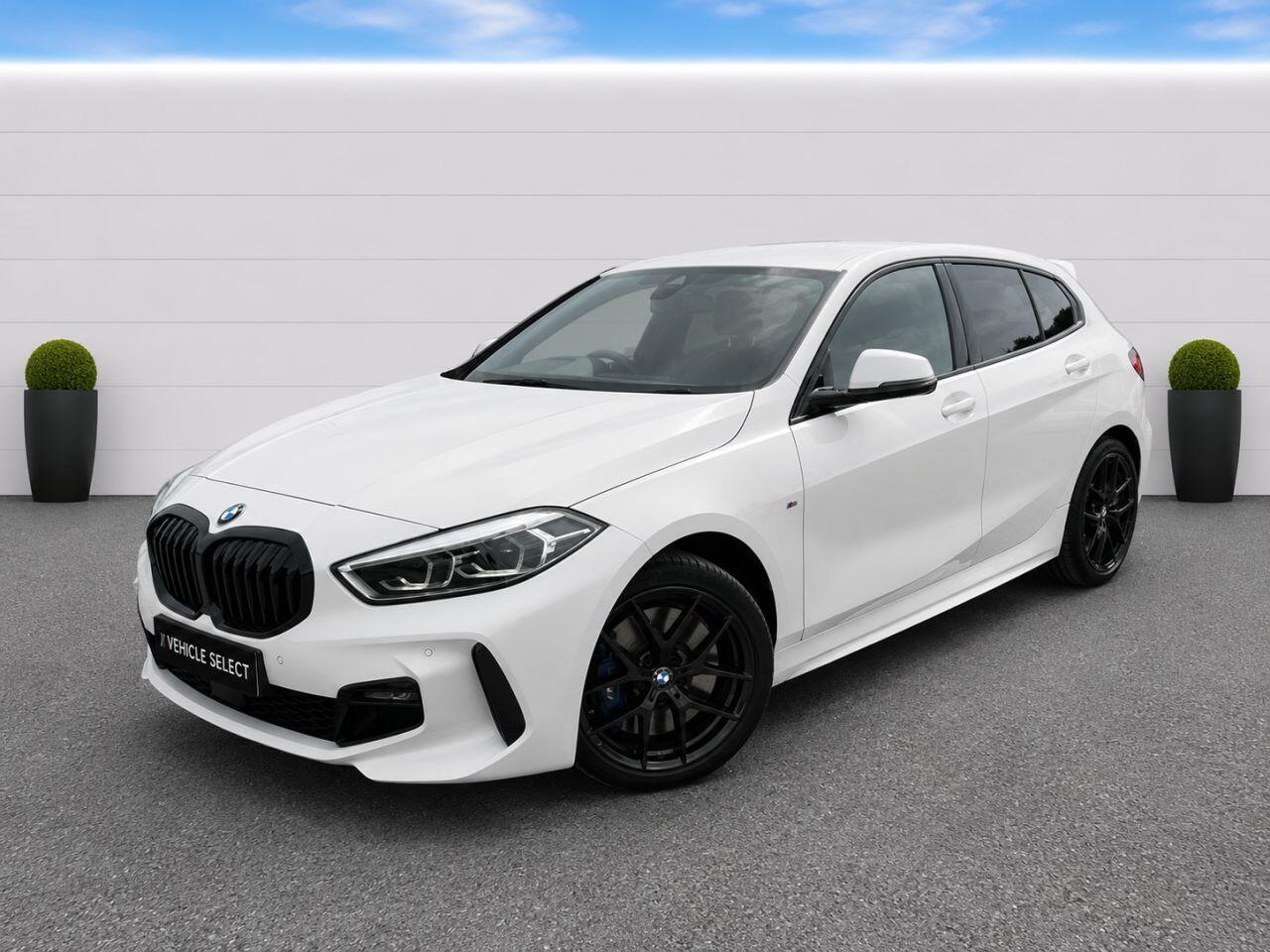 BMW 1 Series view 7