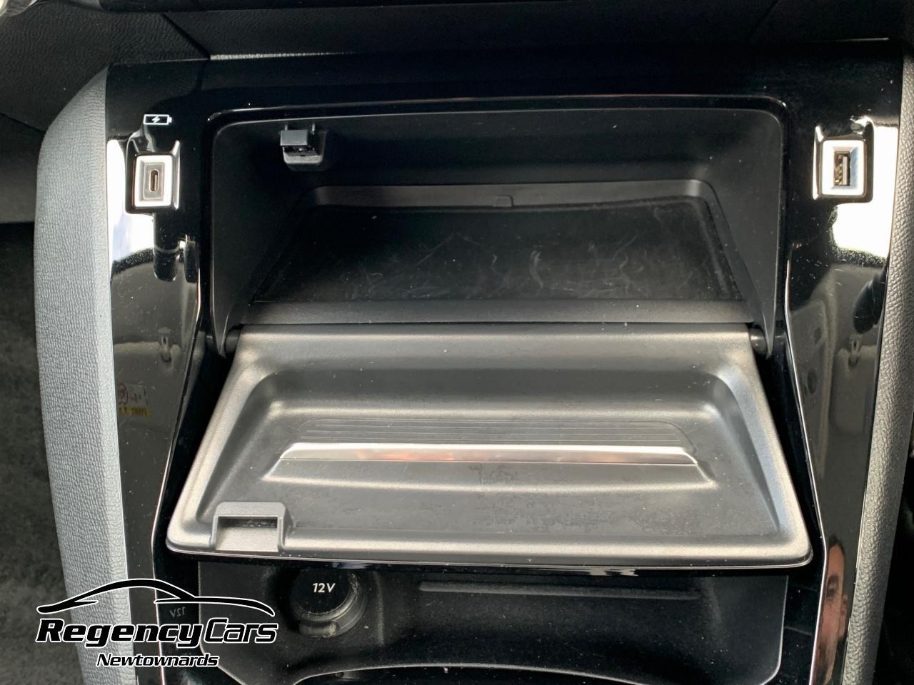 Peugeot 208 view 28