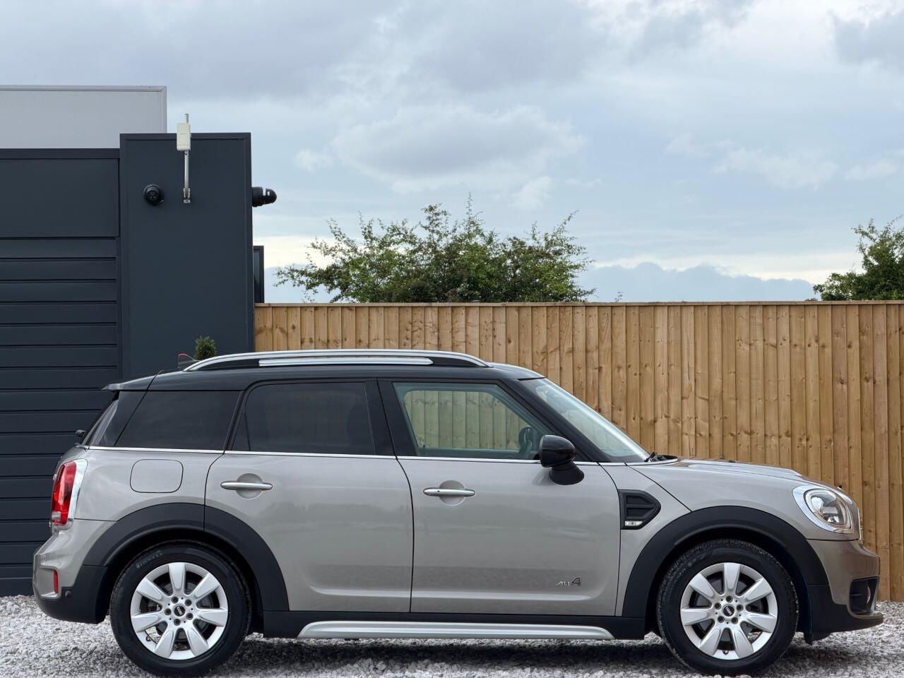 Mini Countryman view 14