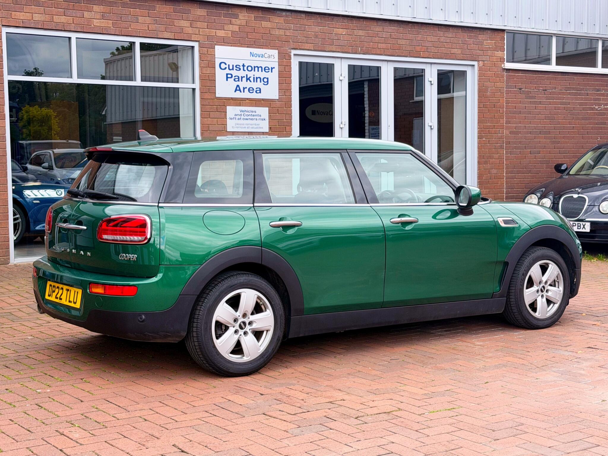 Mini Clubman view 19