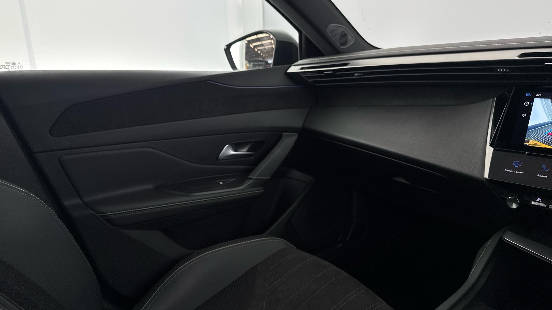 Peugeot 308 view 40