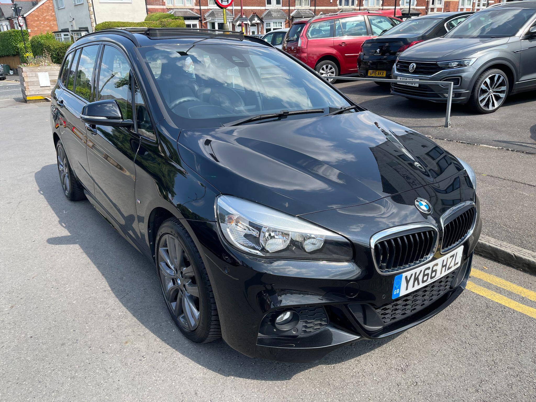 BMW 2 Series Gran Tourer view 2
