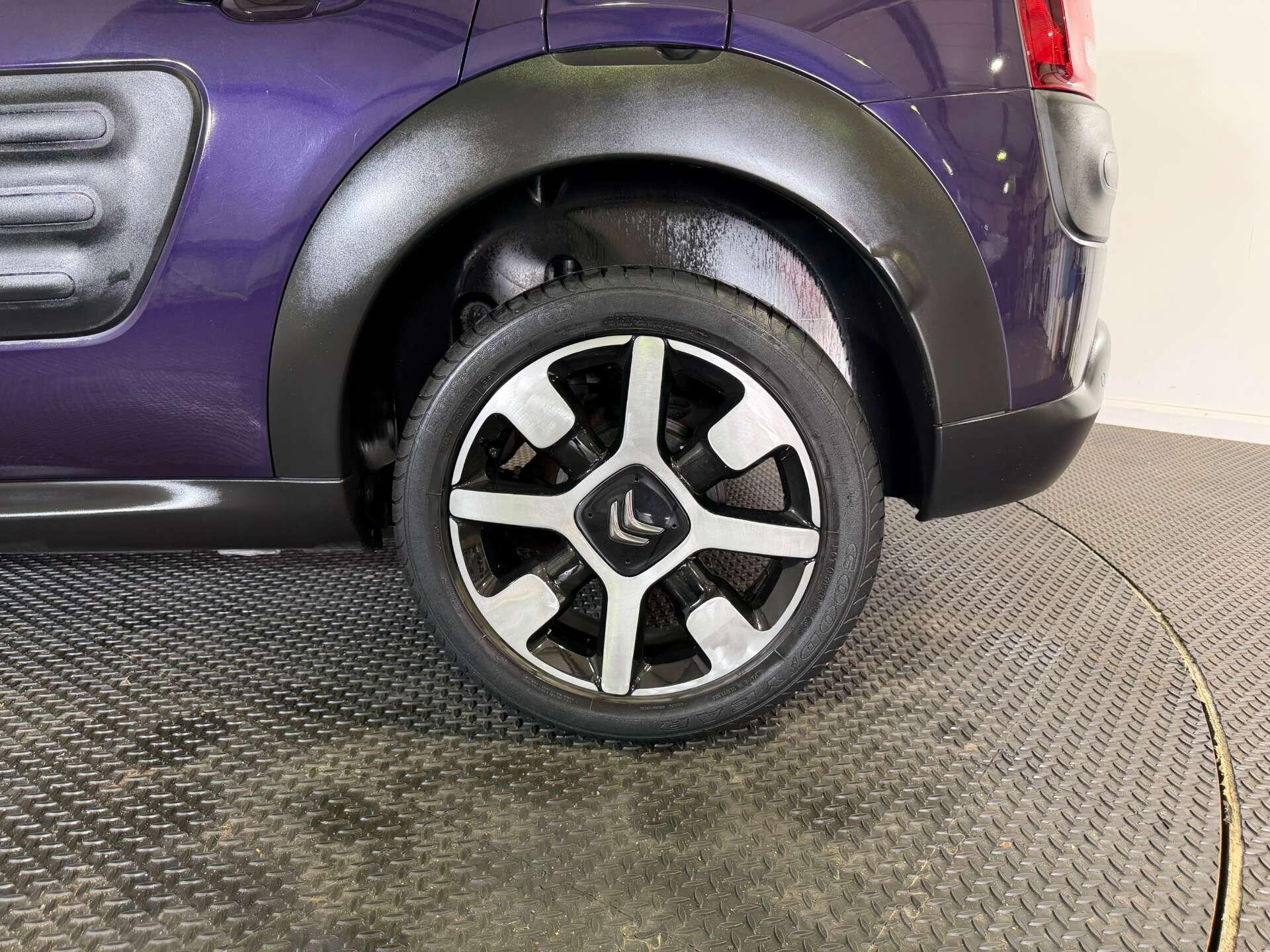 Citroen C4 Cactus view 48