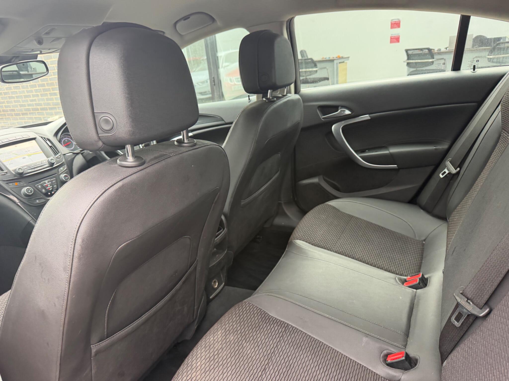 Vauxhall Insignia view 26