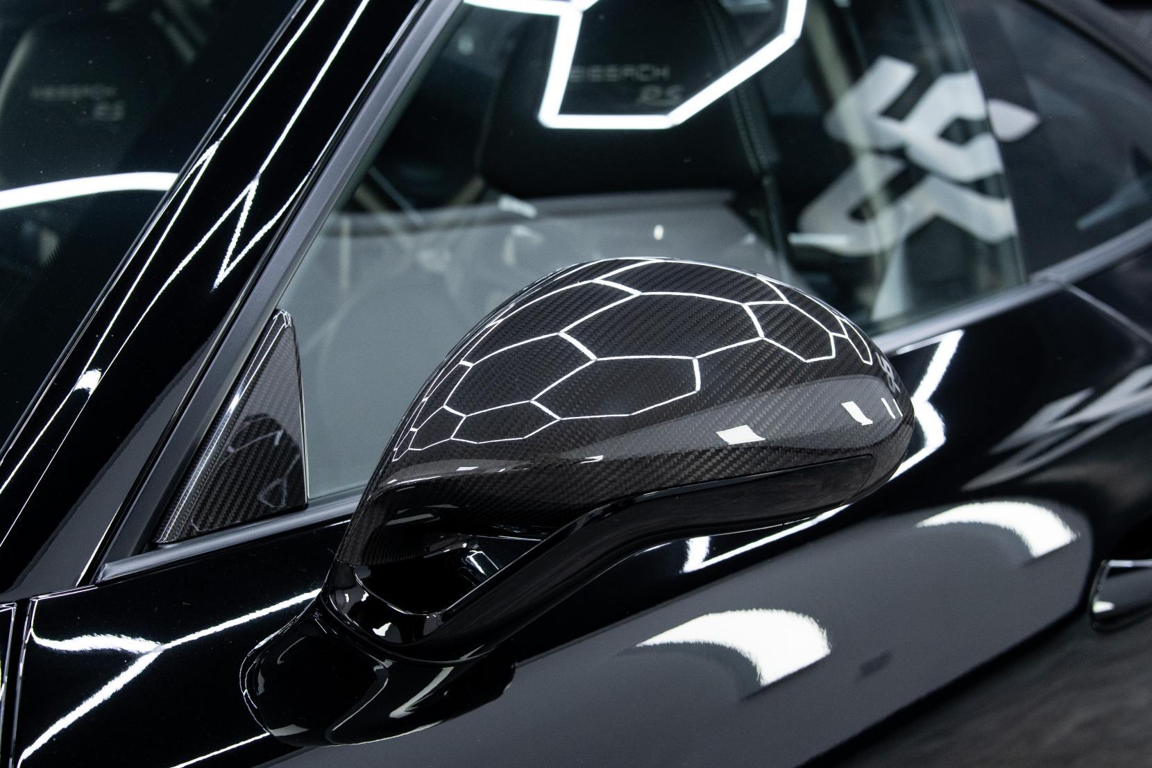 Porsche 911 view 33