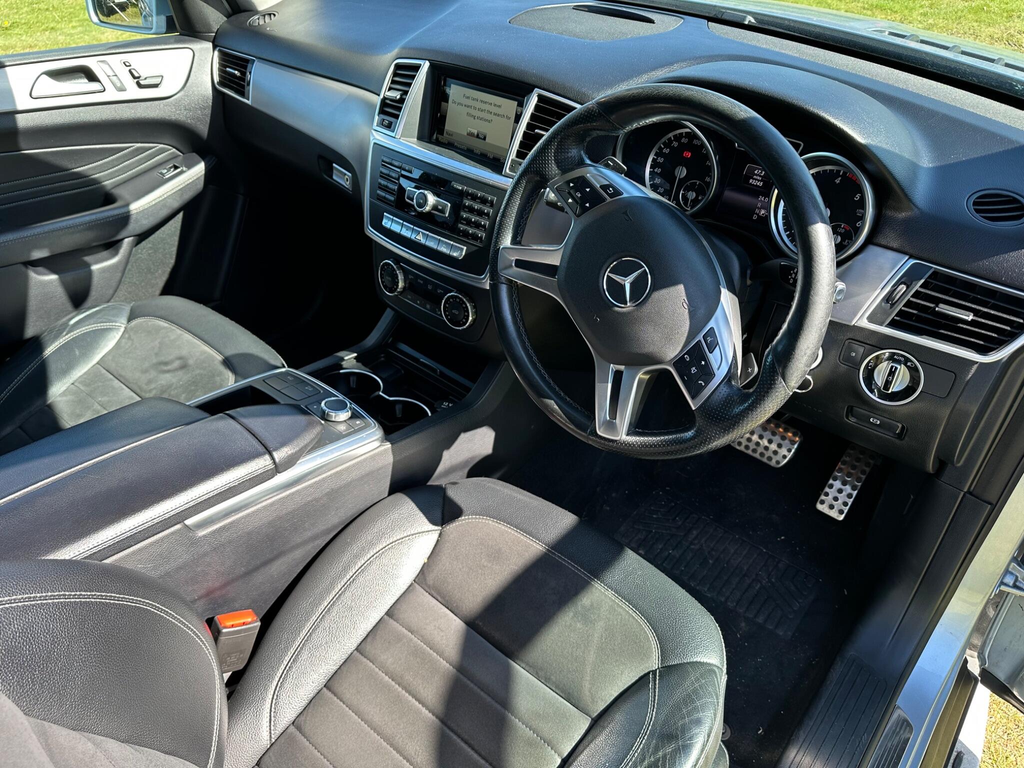 Mercedes-Benz M Class view 2