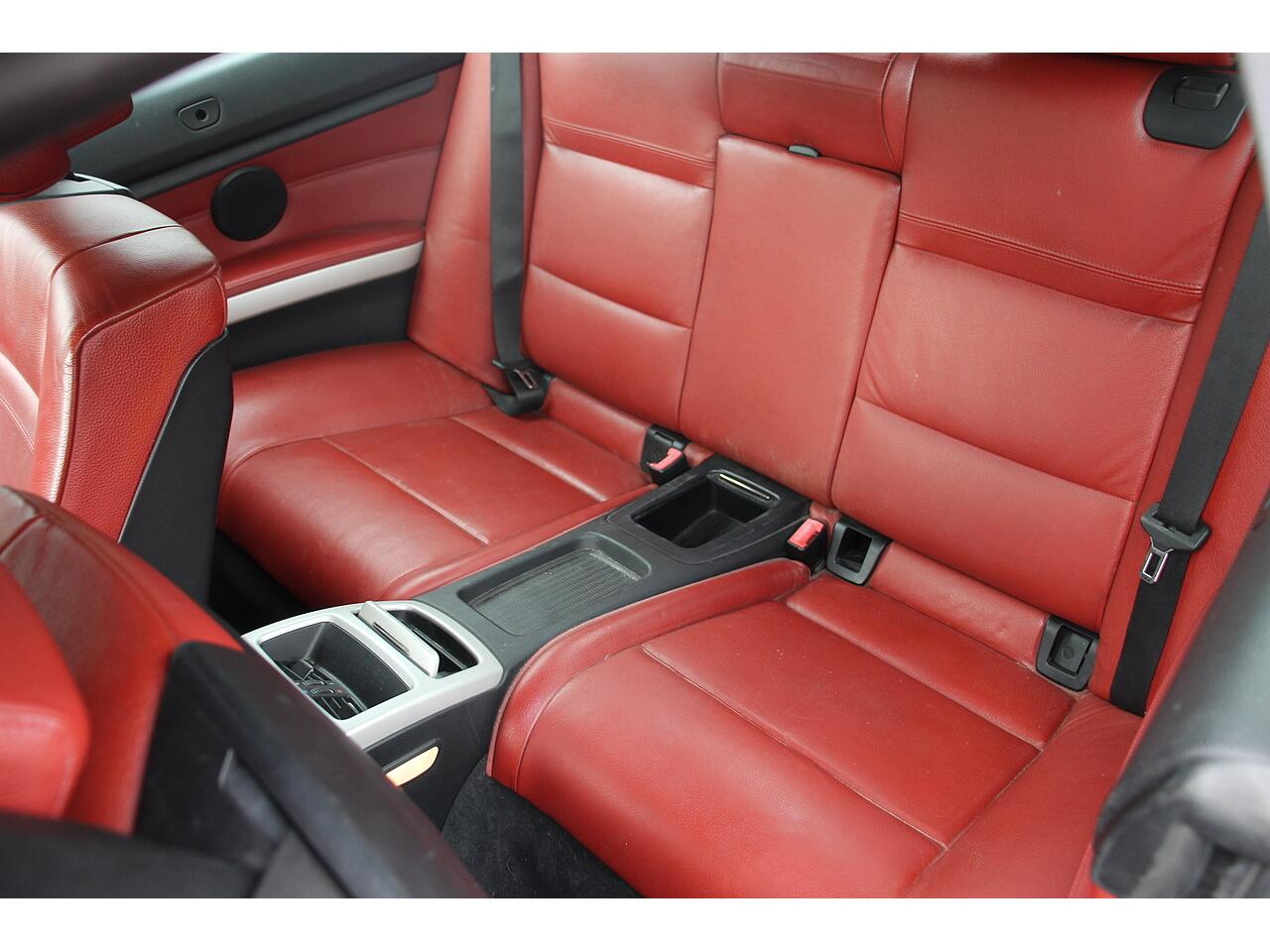 BMW 3 Series view 13