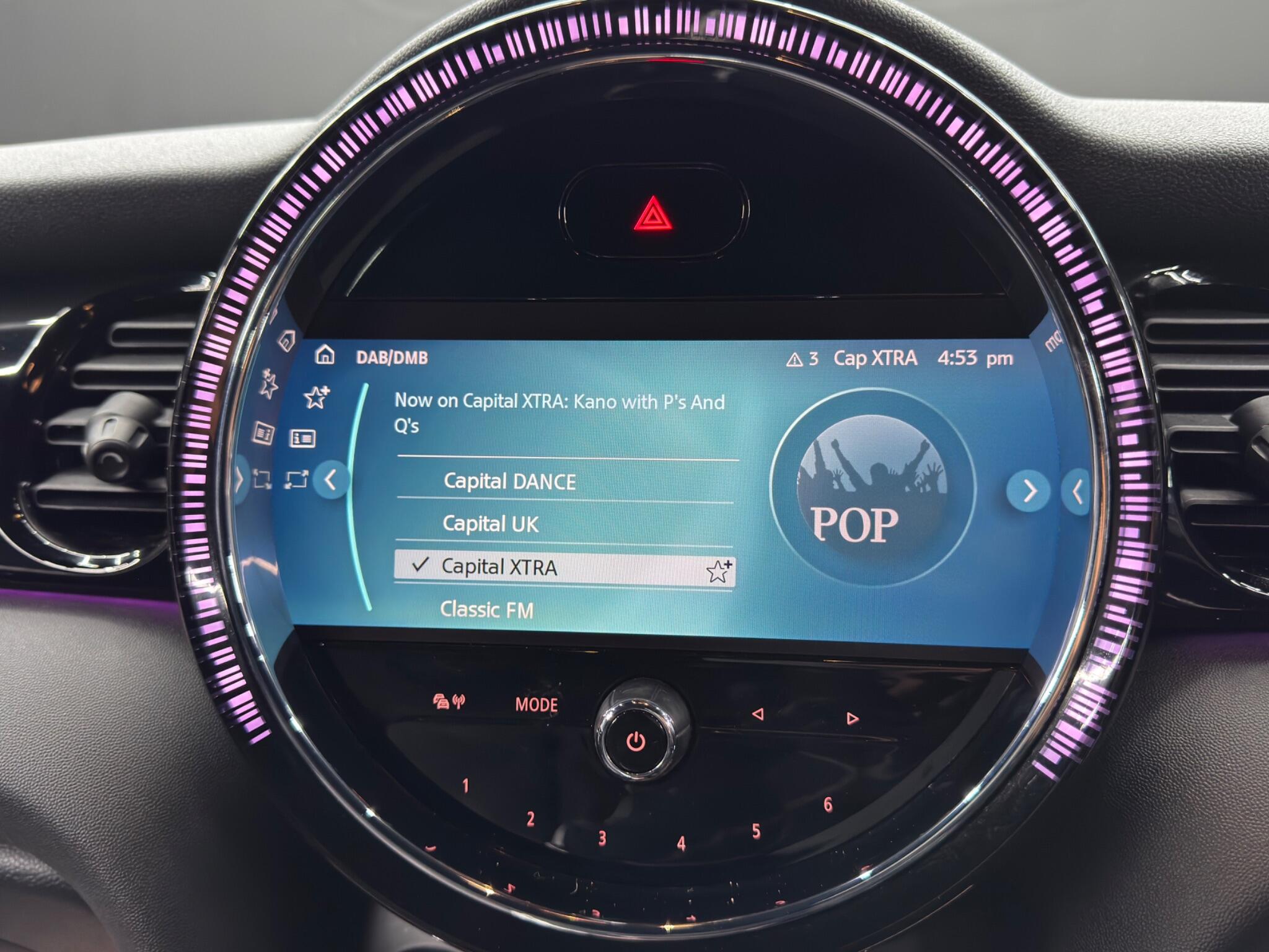 MINI Hatch view 28