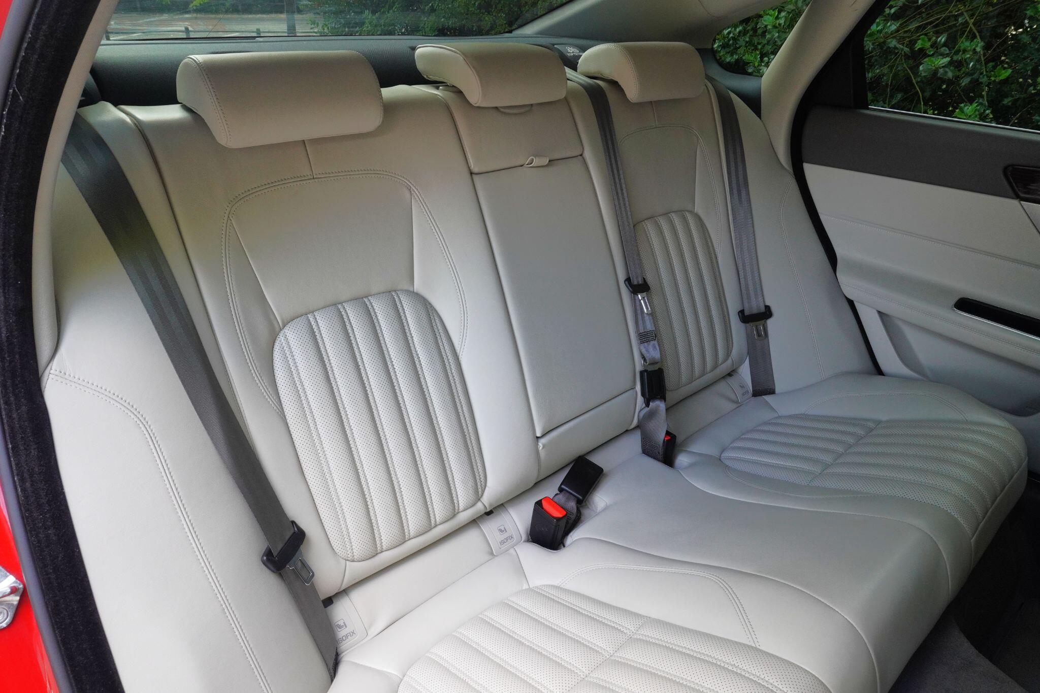 Jaguar XF view 45
