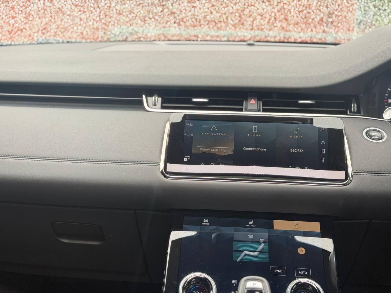 Land Rover Range Rover Evoque view 26