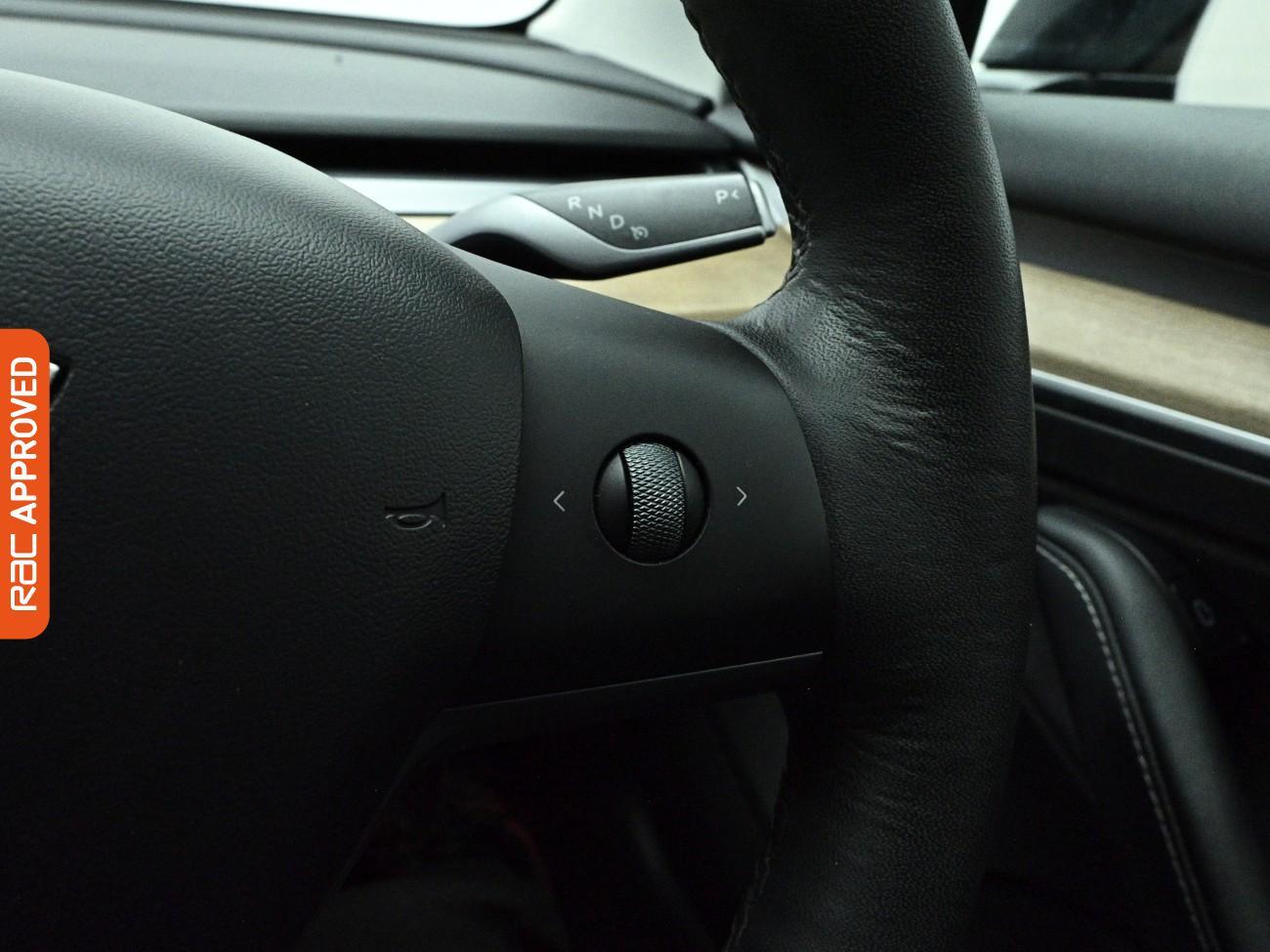 Tesla Model 3 view 25