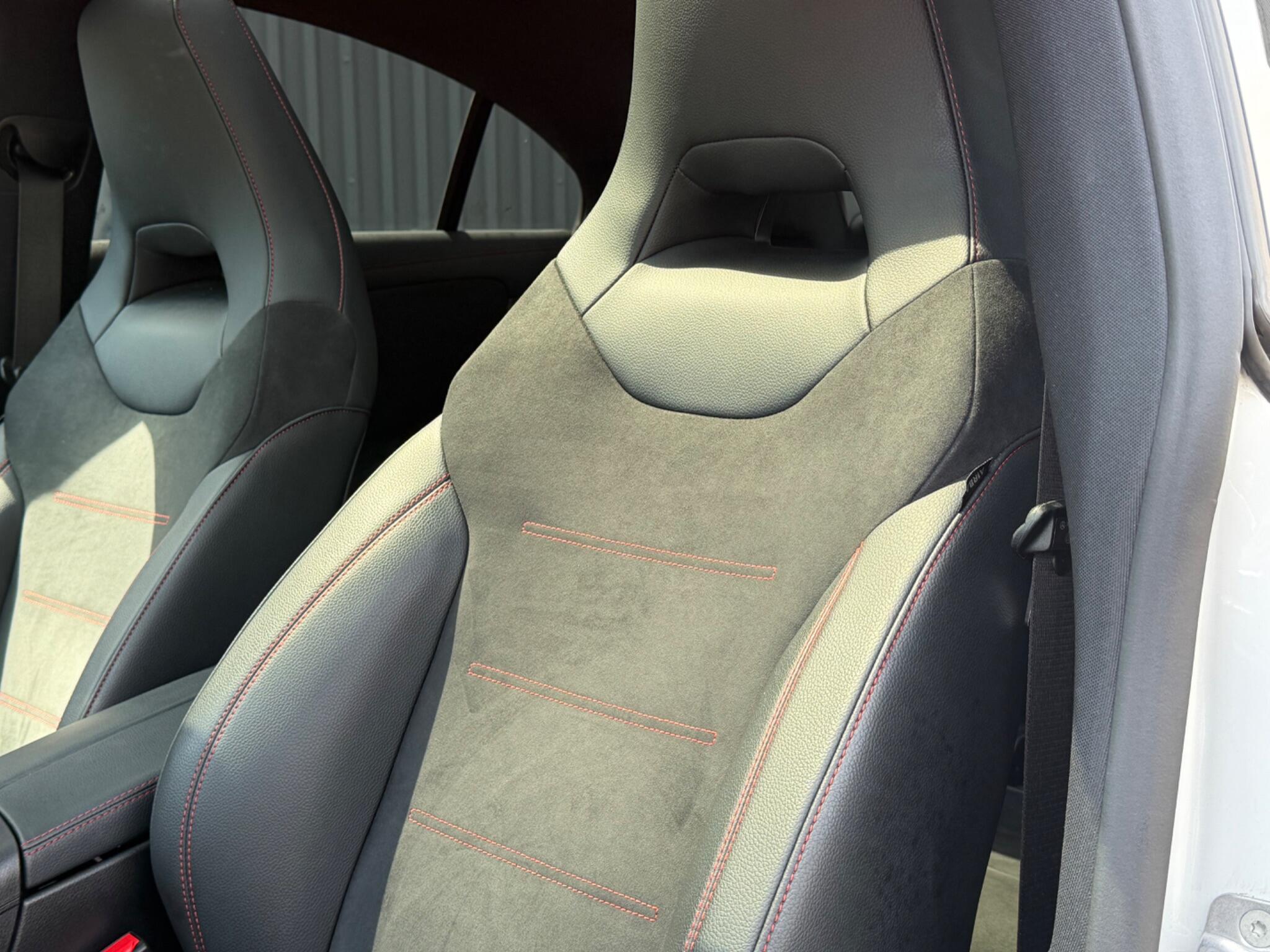 Mercedes-Benz Cla view 12