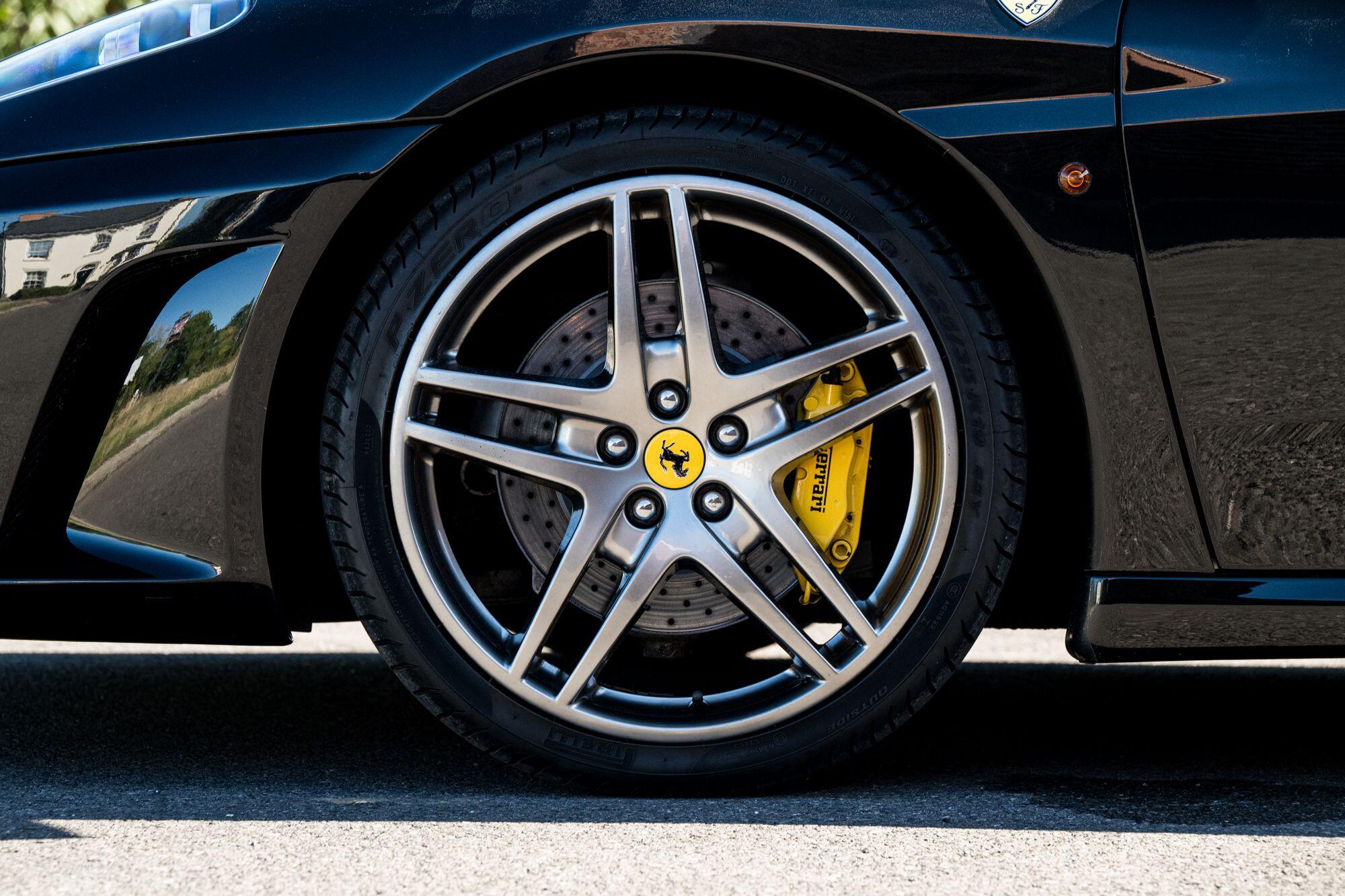 Ferrari F430 view 32