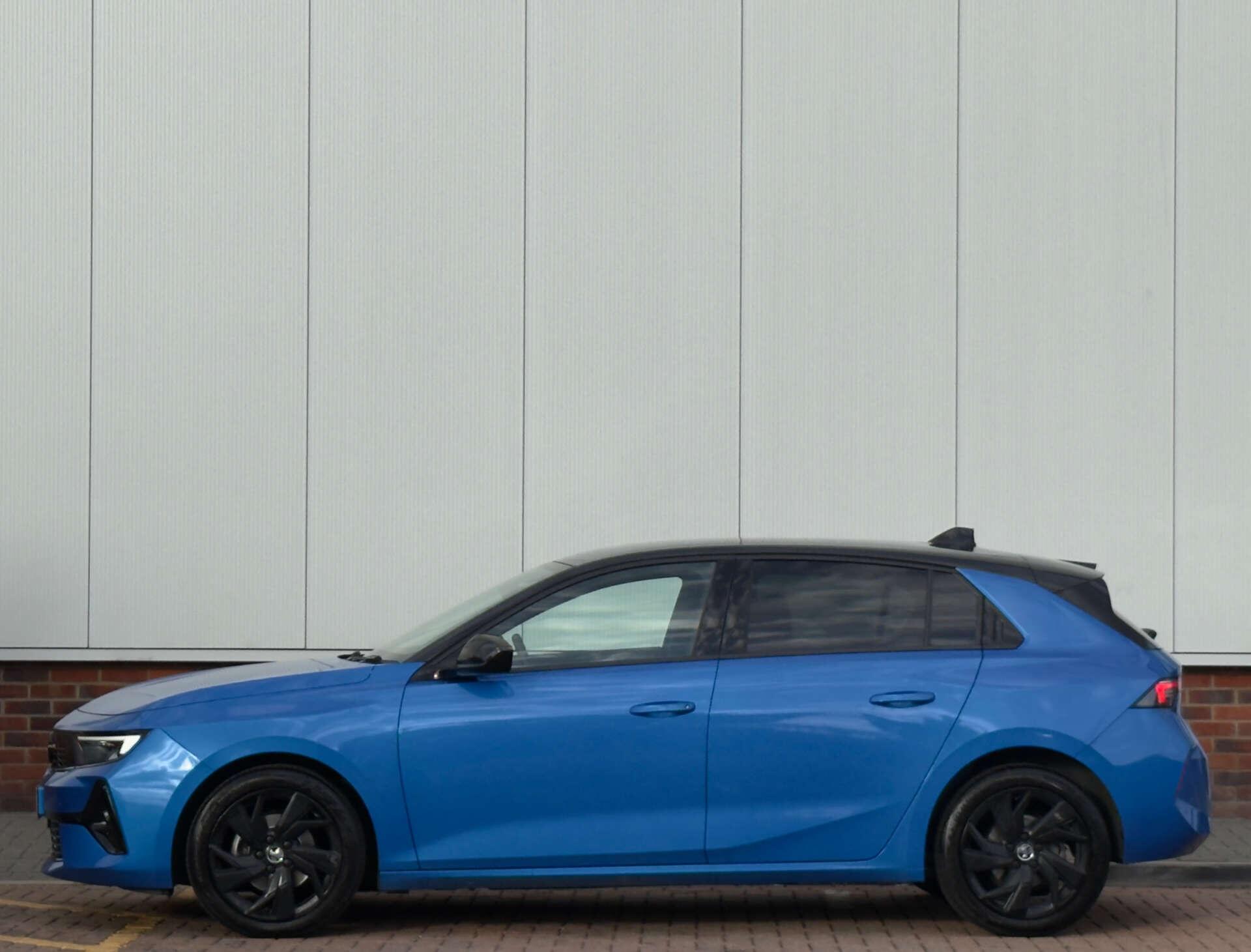 Vauxhall Astra view 8