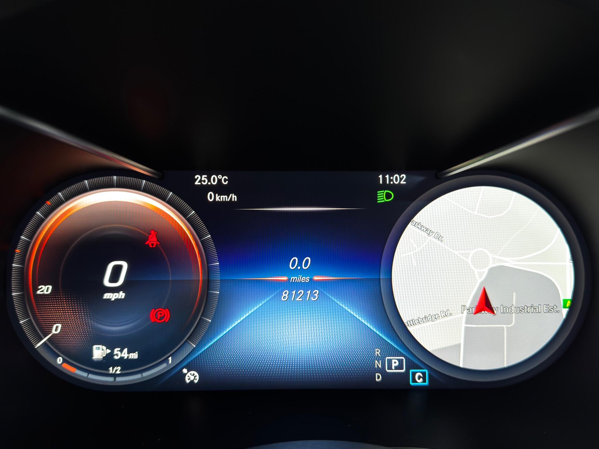 Mercedes-Benz GLC view 23