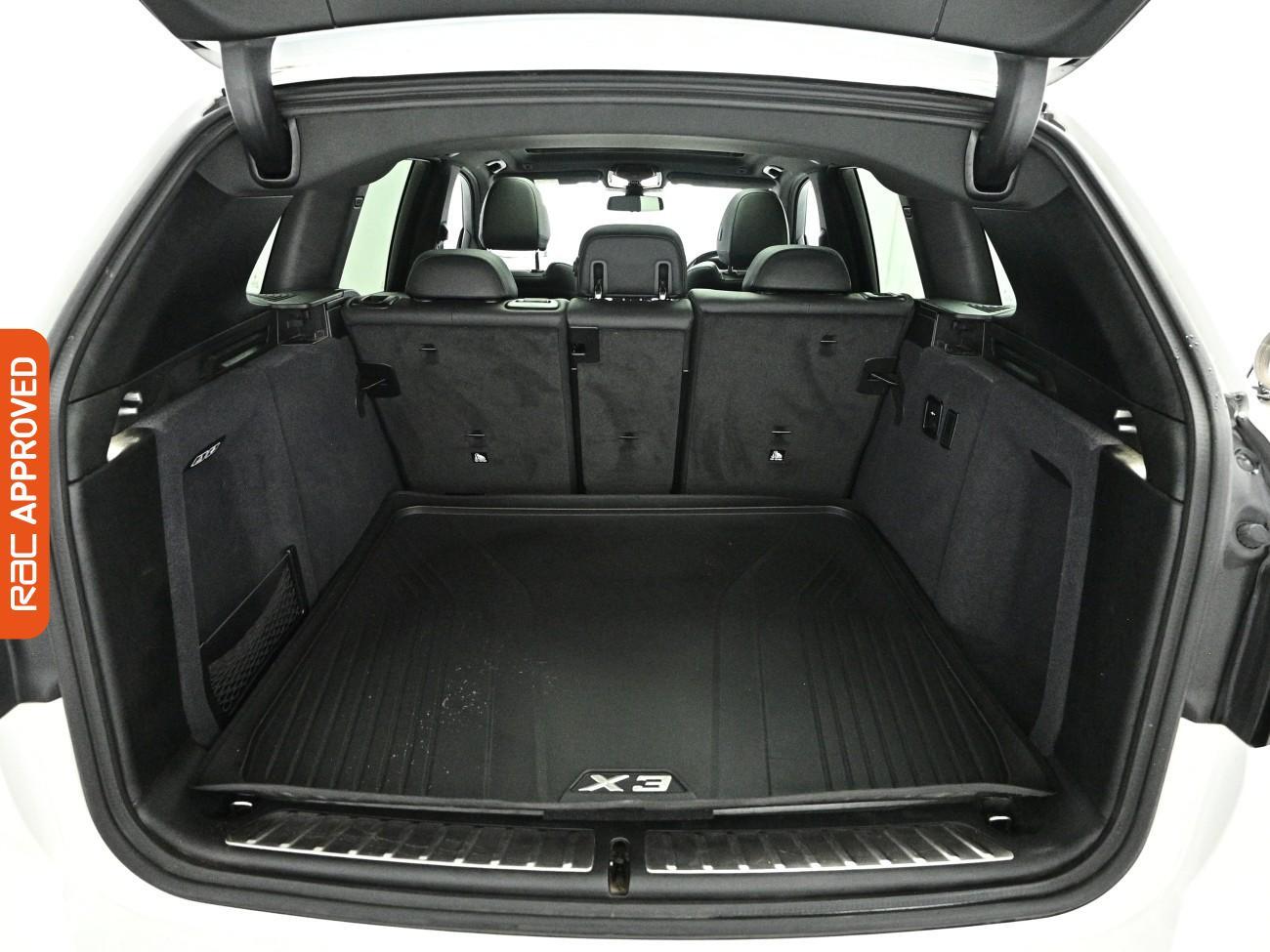 BMW Ix3 view 27