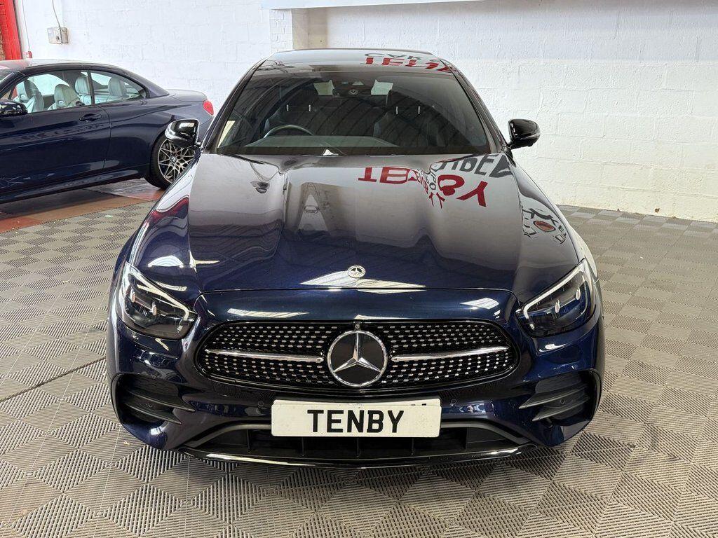 Mercedes-Benz E Class view 3