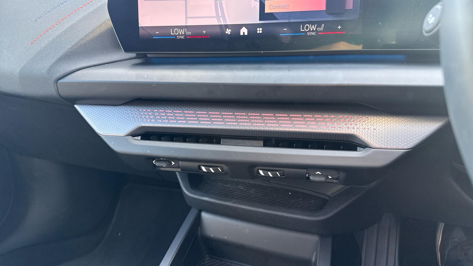 BMW 1 Series view 38