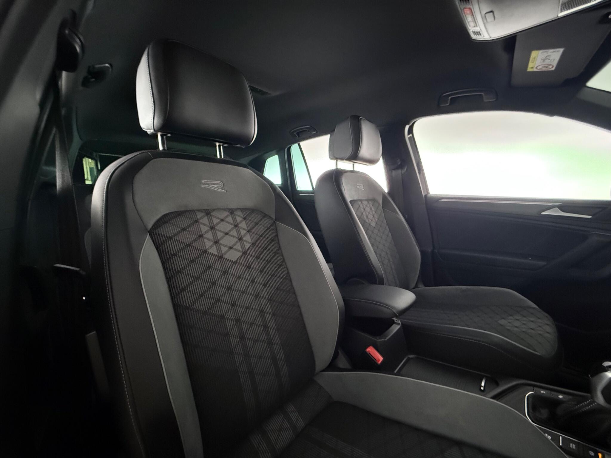 Volkswagen Tiguan view 30