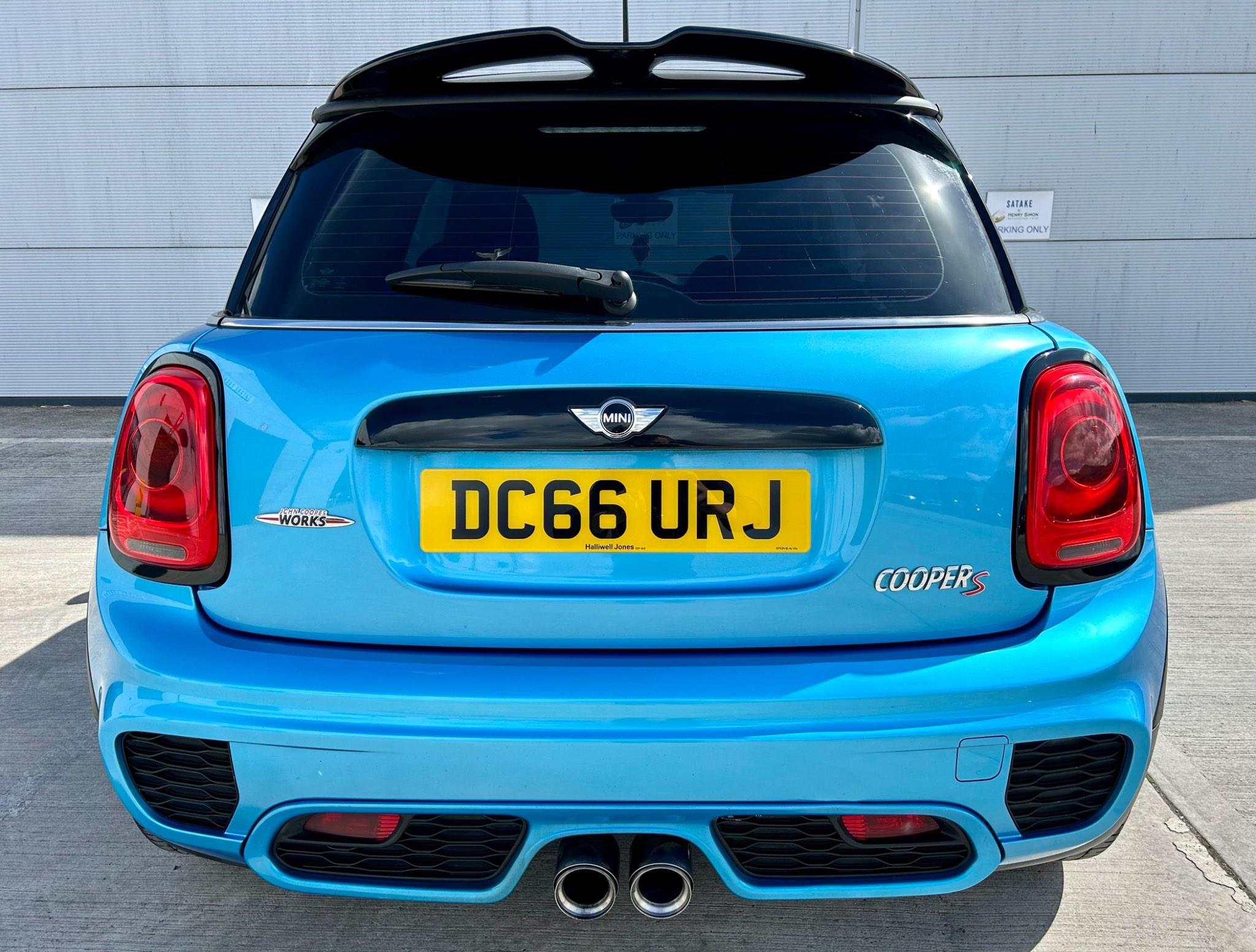 MINI Hatch view 6