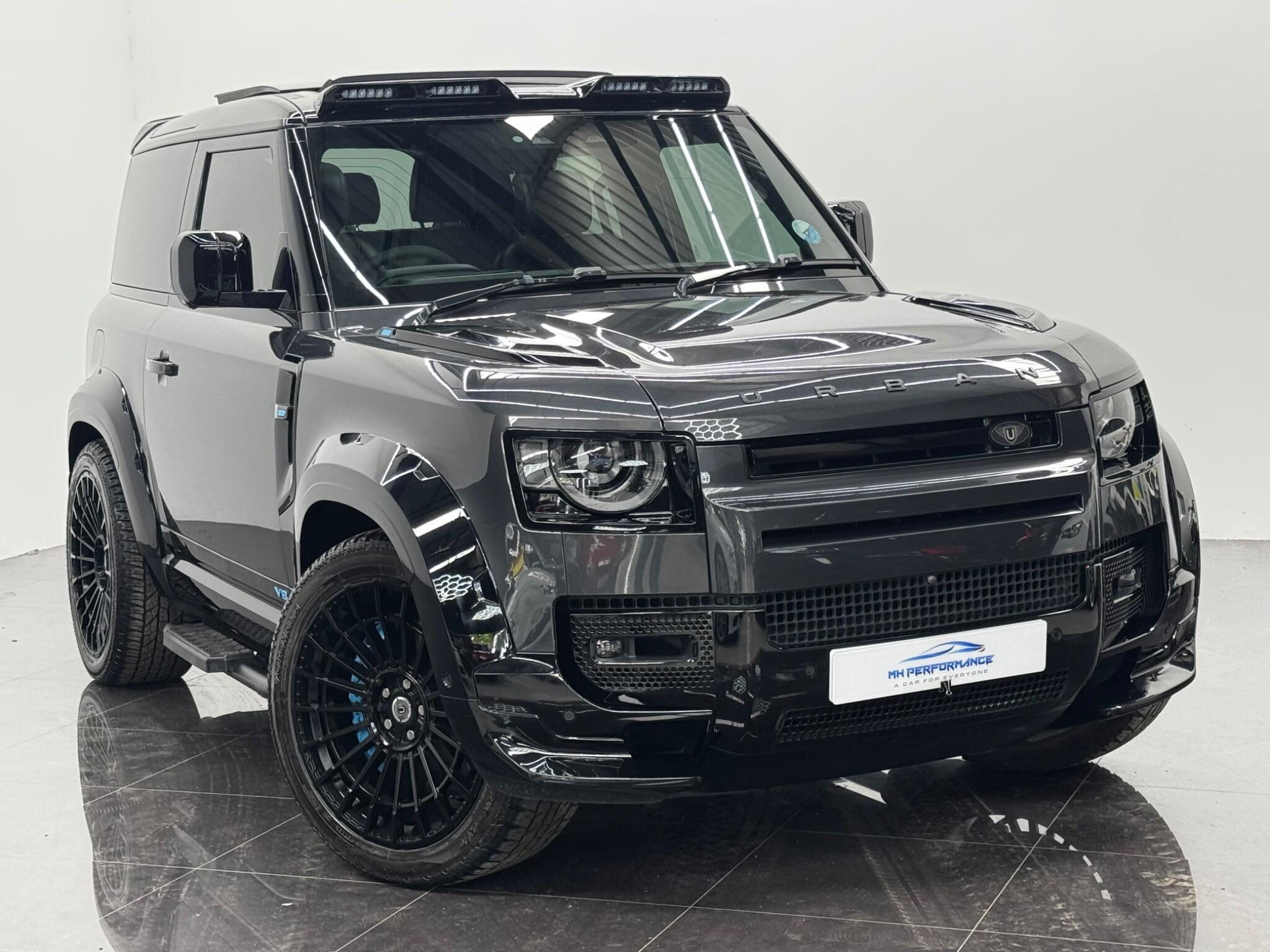 Land Rover Defender view 36