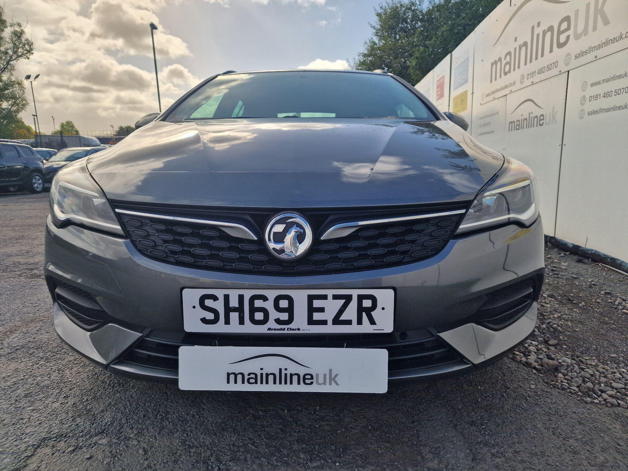 Vauxhall Astra view 2