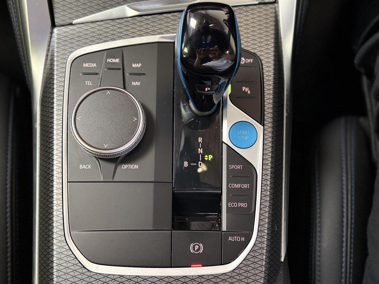 BMW I4 view 56