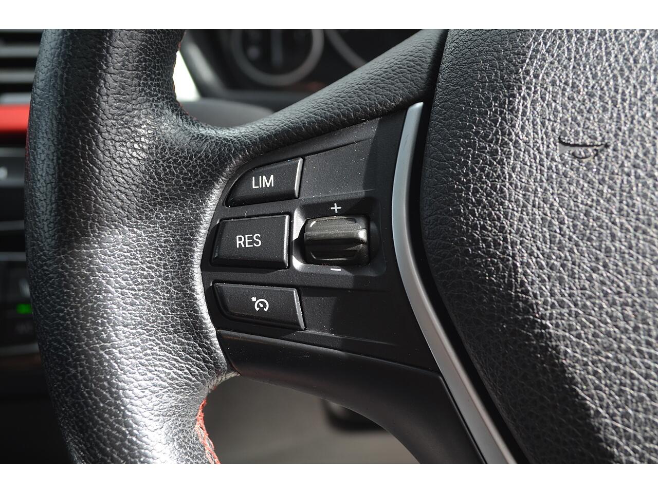 BMW 4 Series view 28