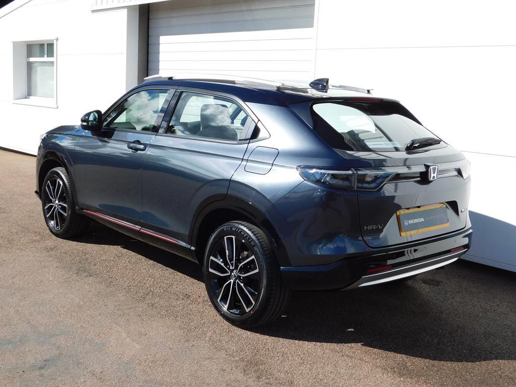 HR-V