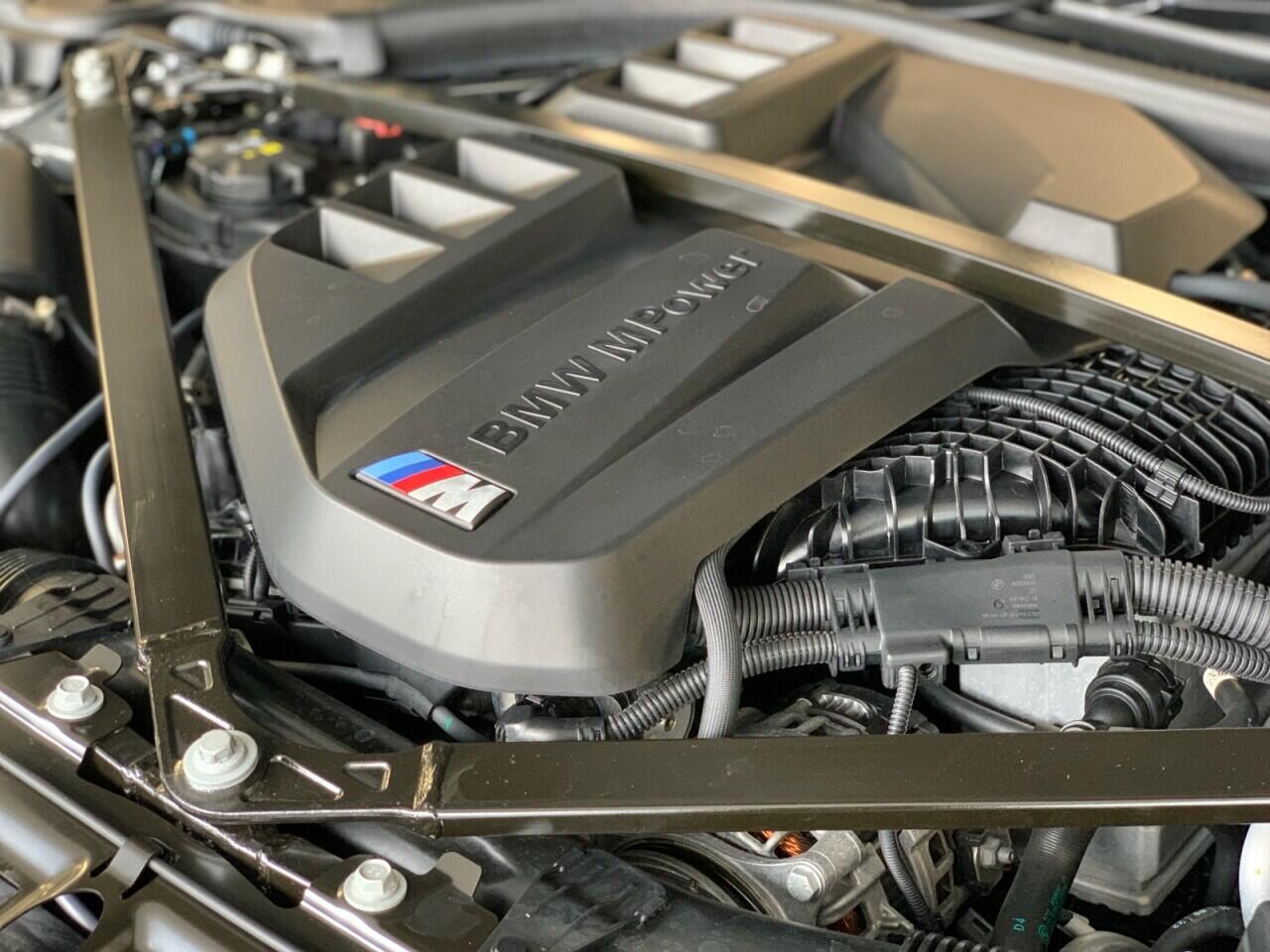 BMW M4 view 44