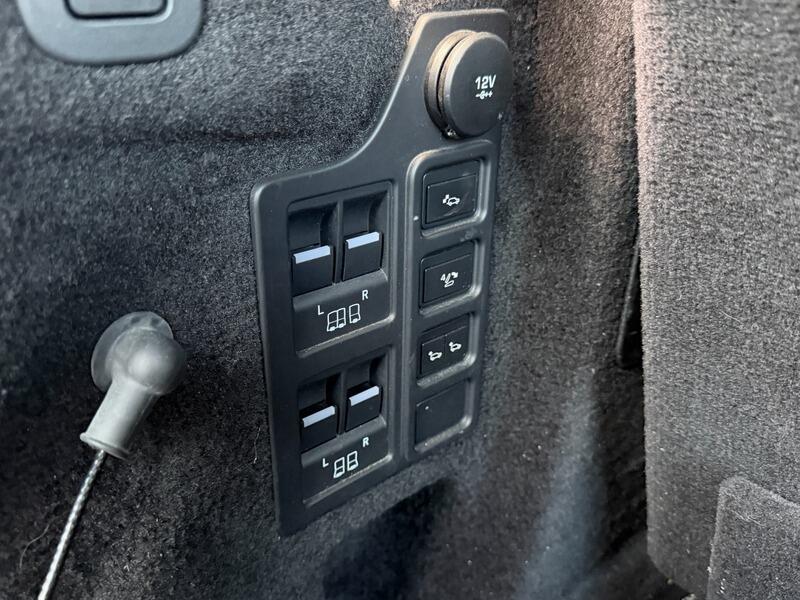 Land Rover Discovery 3 view 74