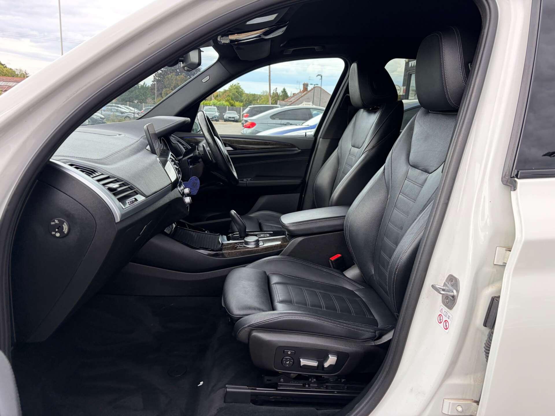 BMW X3 view 15