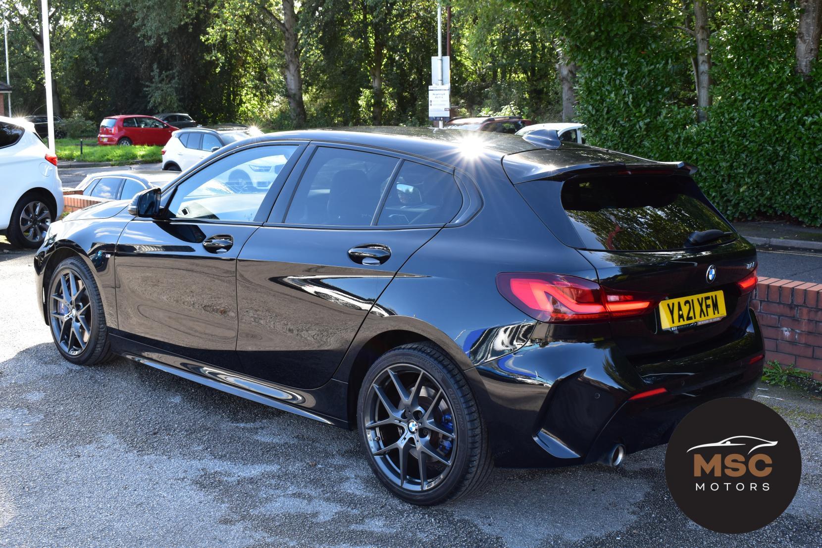 BMW 1 Series view 11
