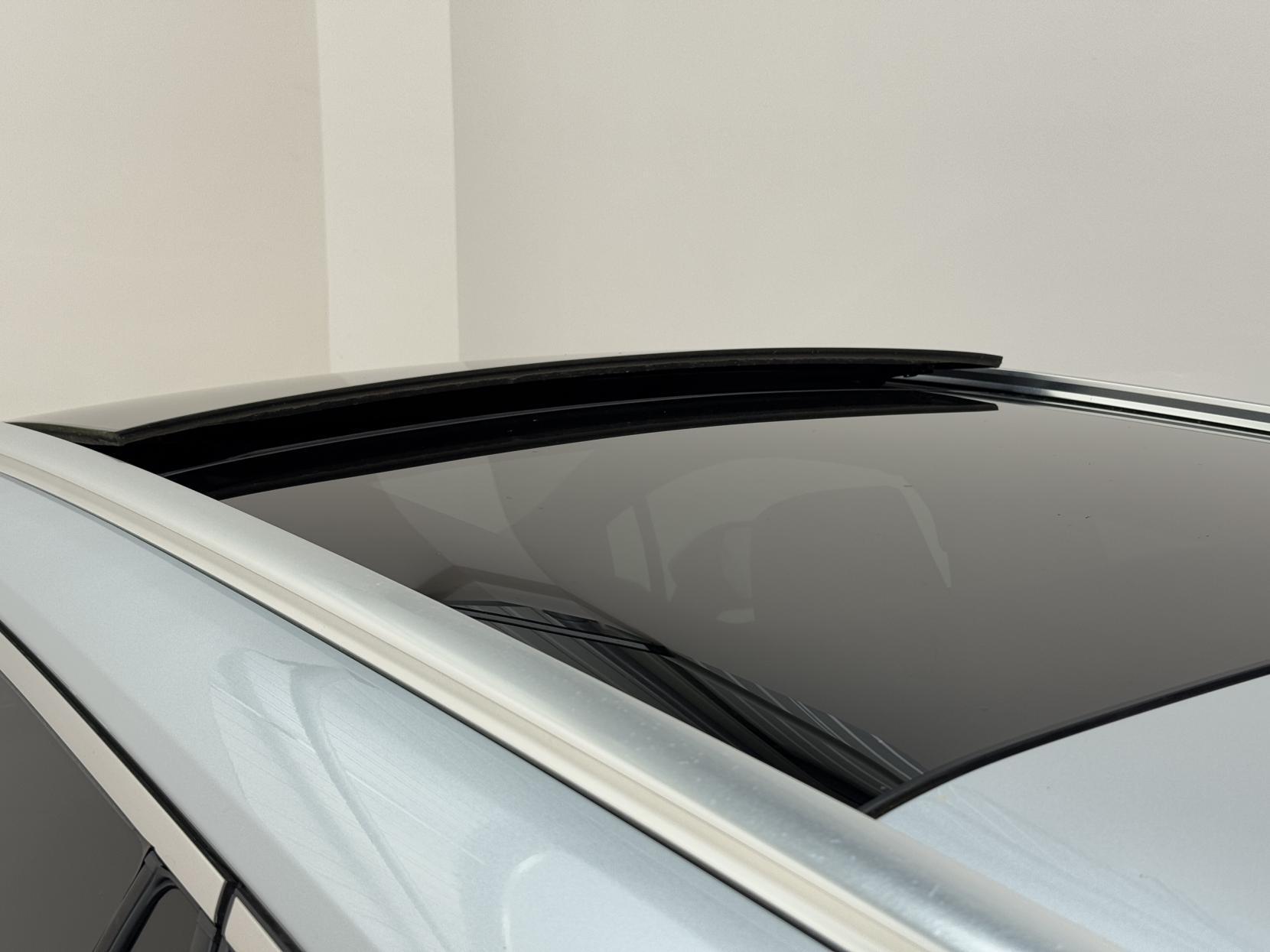 Toyota Corolla view 10