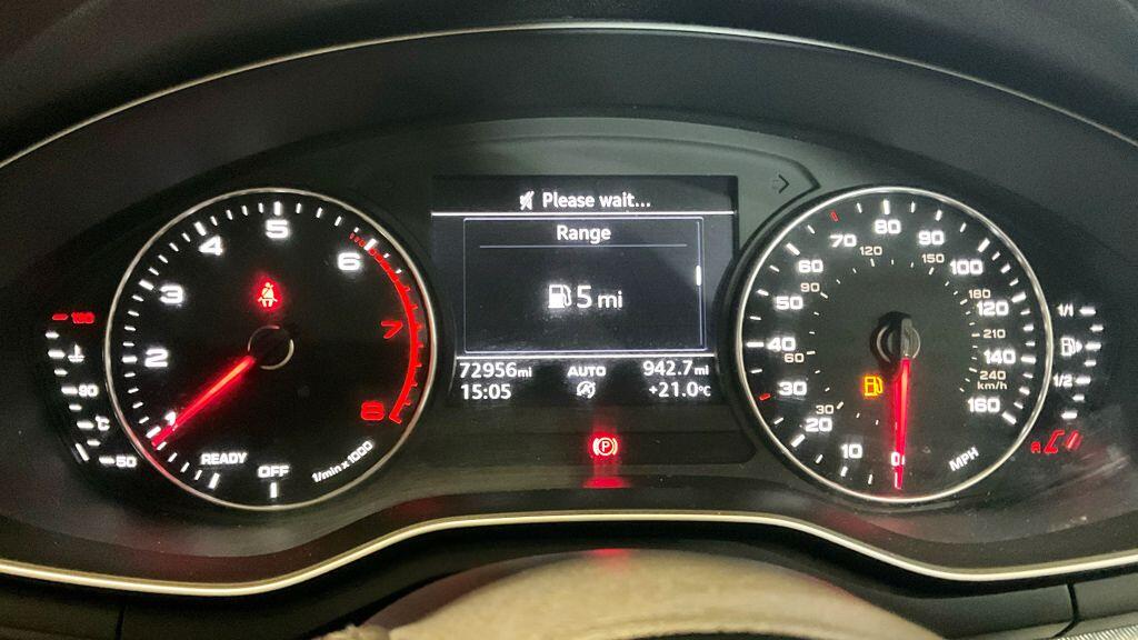 Audi A4 view 10