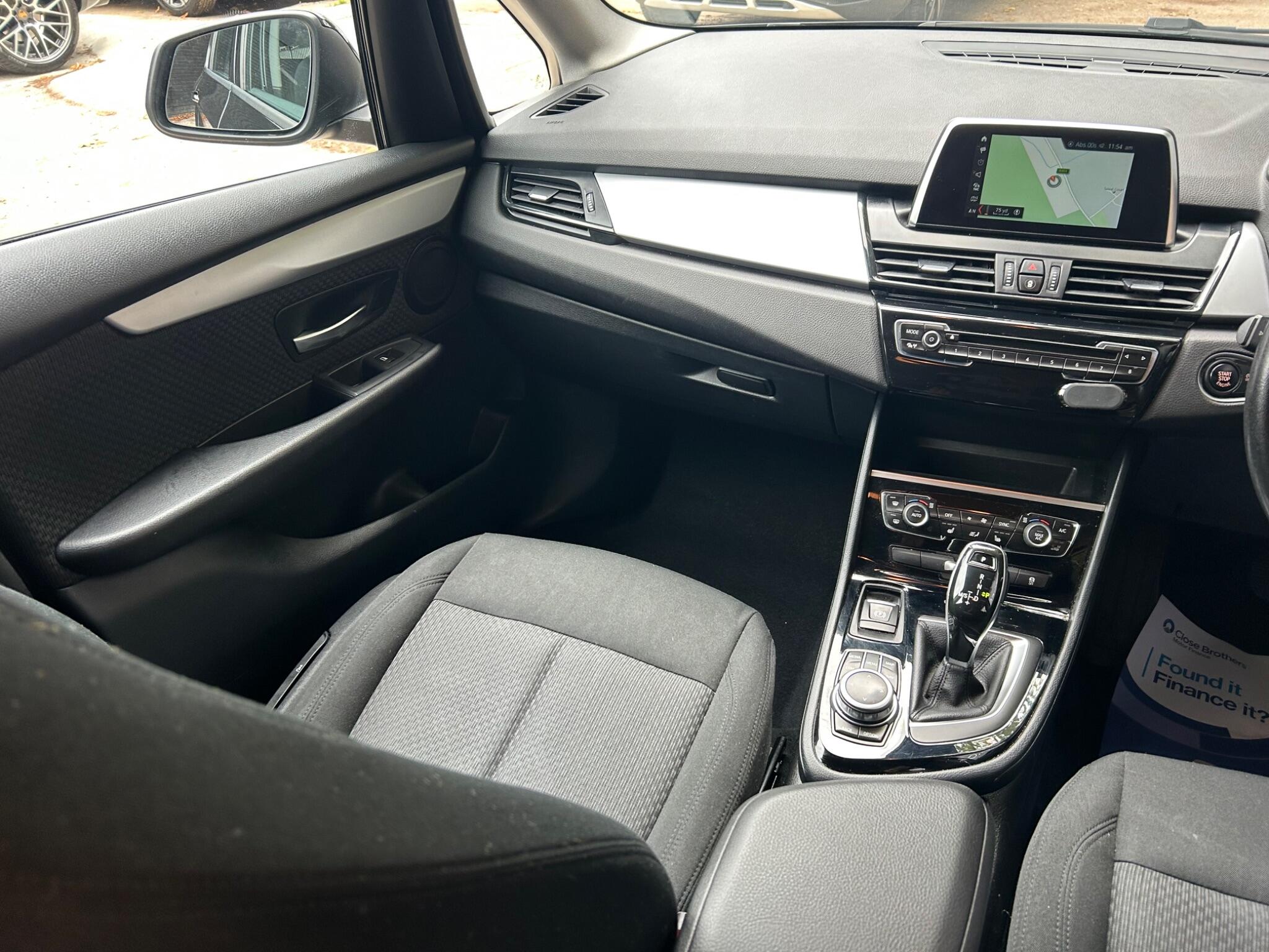 BMW 2 Series view 30