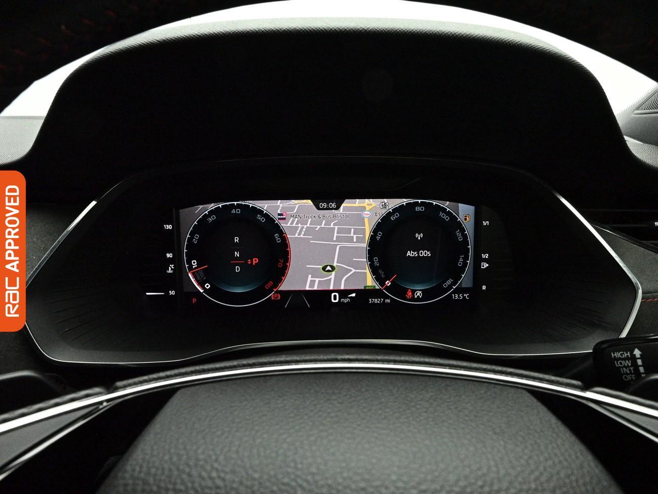 Skoda Octavia view 11