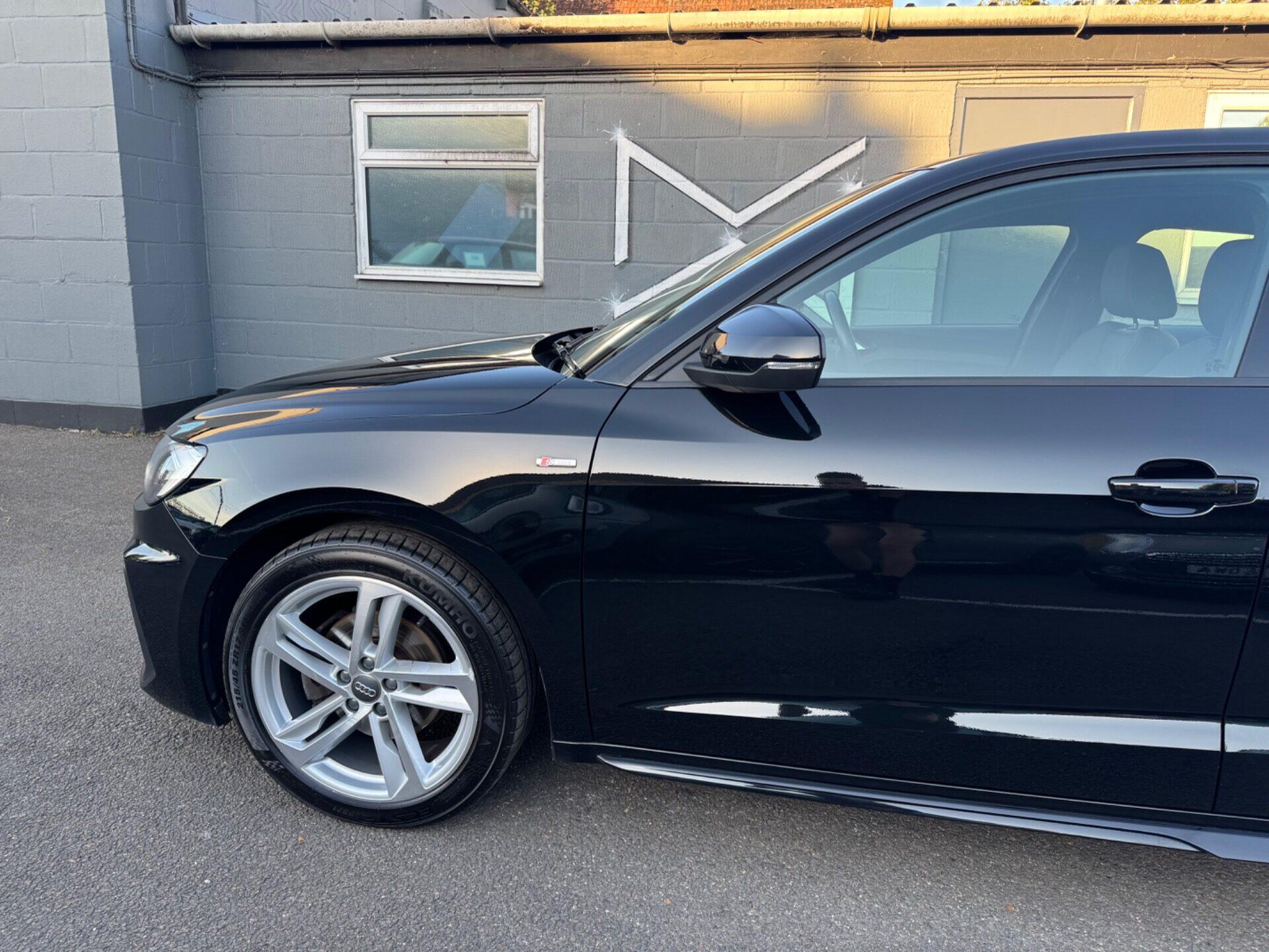 Audi A1 view 8
