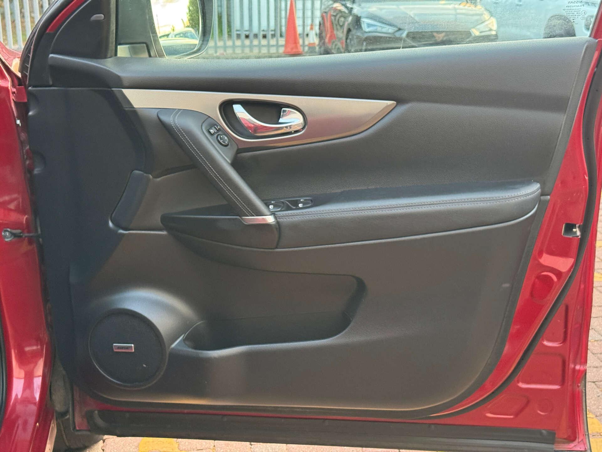 Nissan Qashqai view 17